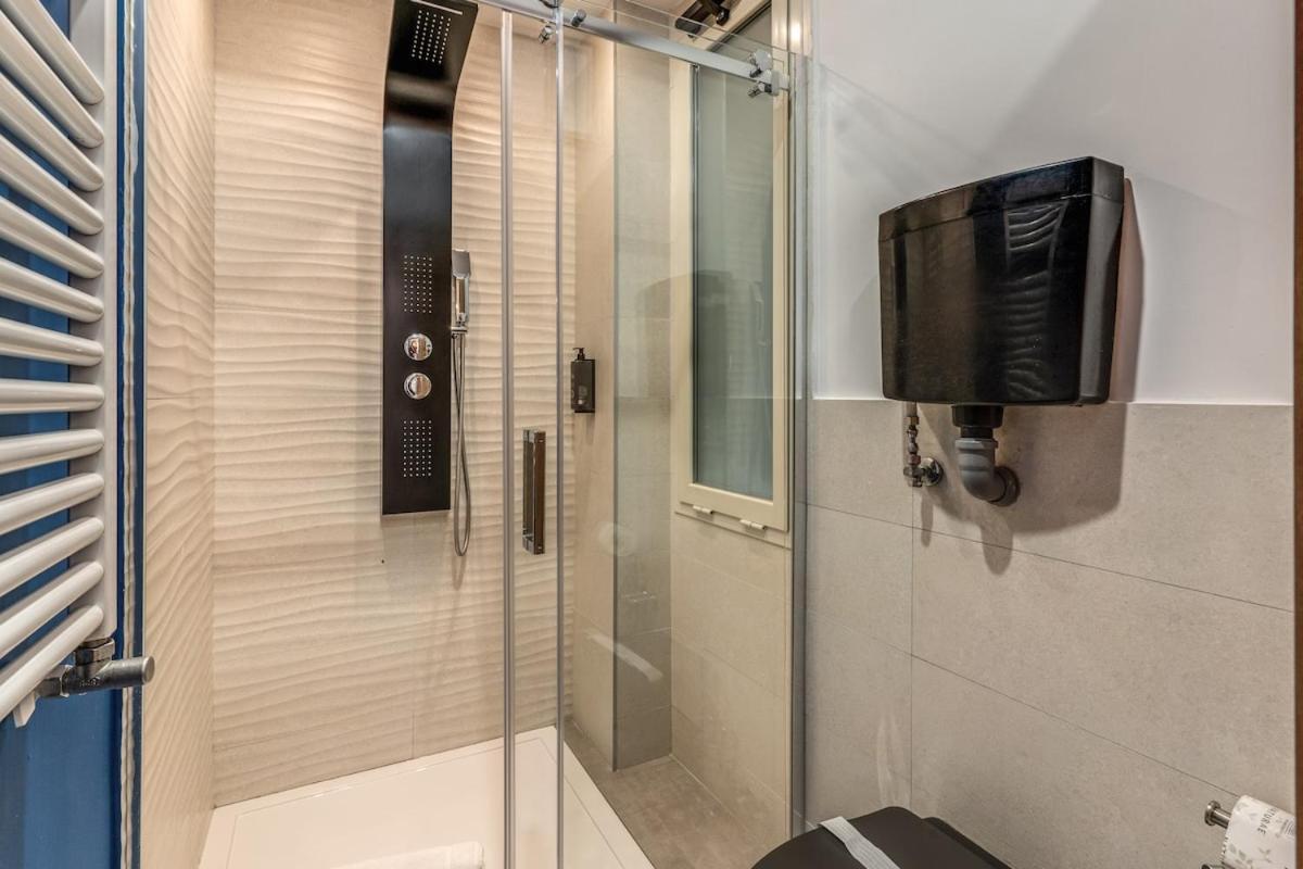 Style Apartment Julia 50 Mt From Colosseum Luaran gambar