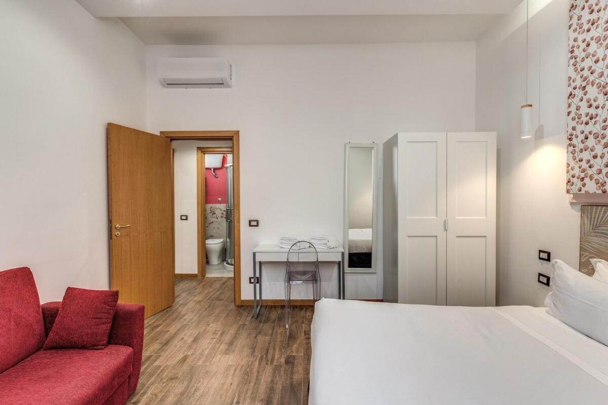 Style Apartment Julia 50 Mt From Colosseum Luaran gambar