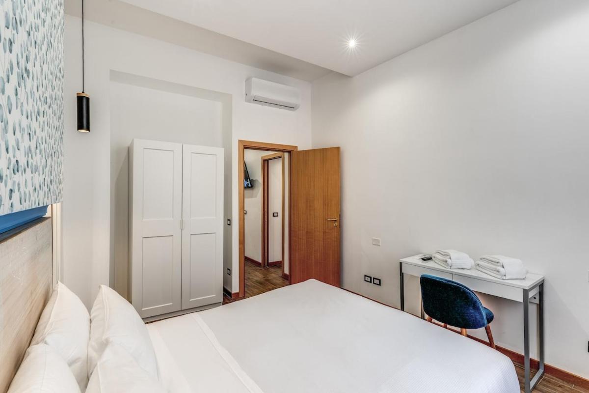 Style Apartment Julia 50 Mt From Colosseum Luaran gambar