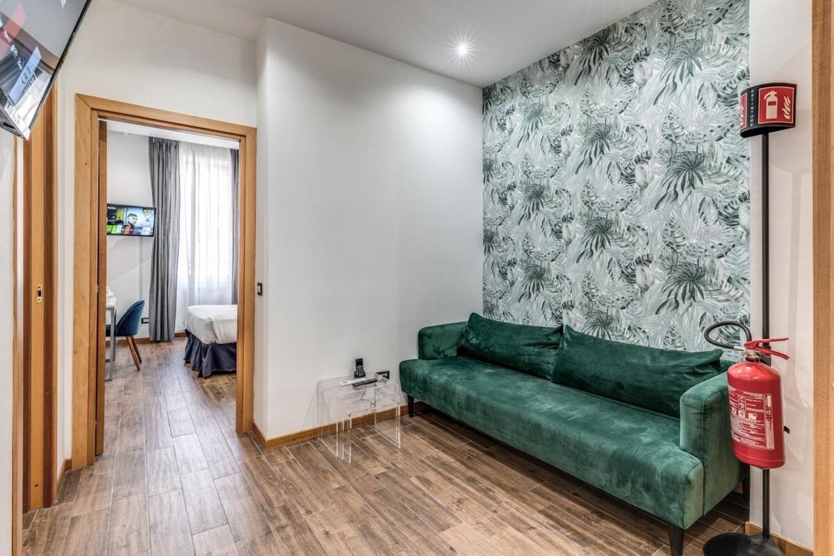 Style Apartment Julia 50 Mt From Colosseum Luaran gambar