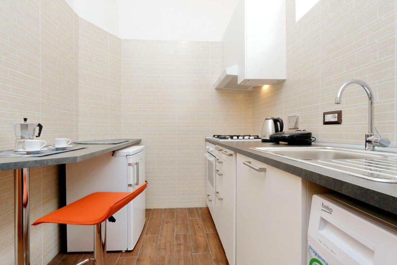 Style Apartment Julia 50 Mt From Colosseum Luaran gambar